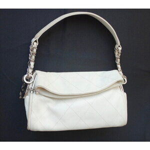 CHANEL white leather chain shoulder bag